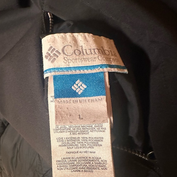 Women’s Columbia Bomber Jacket - Picture 3 of 3